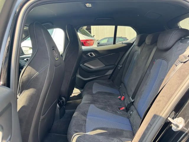 BMW 135 135i Sedan xDrive