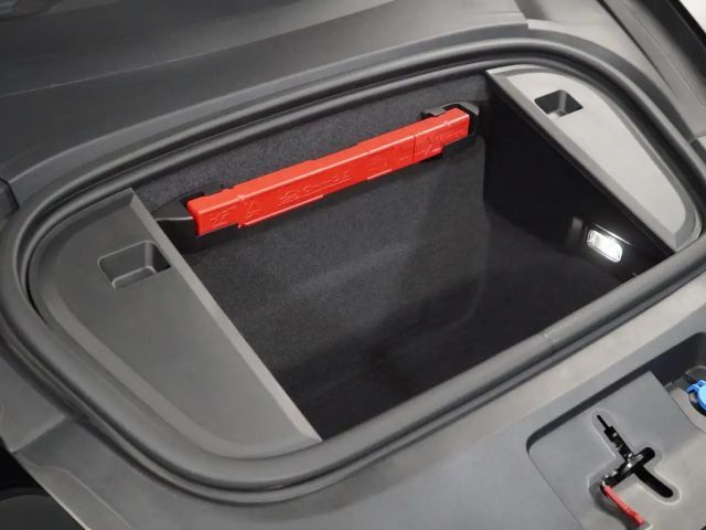 Porsche Taycan 4 Cross Turismo