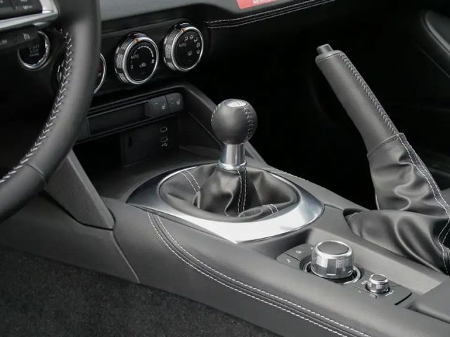 Mazda MX-5 Exclusive-line SkyActiv