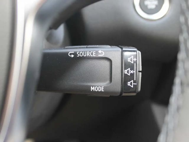 Renault Symbioz TCe 140 Mild-Hybrid EVOLUTION *KAMERA/LED/CARPLAY*