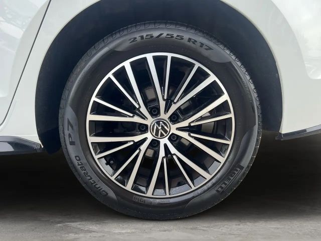 Volkswagen Touran DSG Highline R-Line