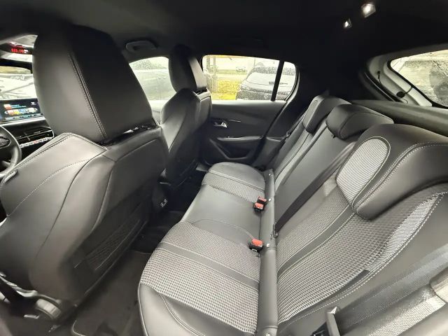 Peugeot E-208 GT-Line