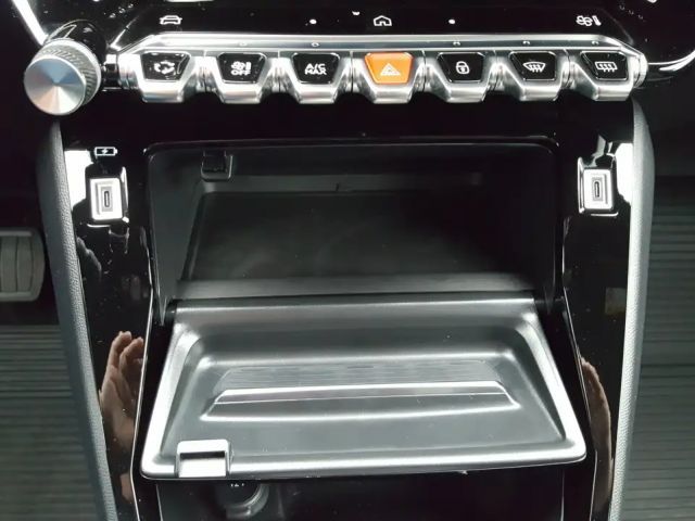 Peugeot 2008 Allure Pack Hybrid