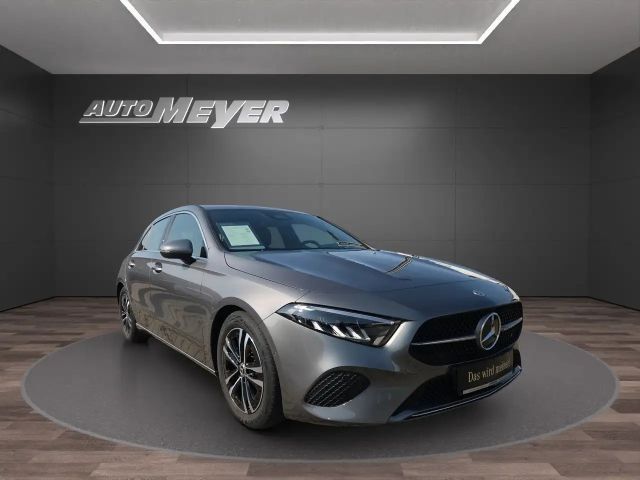 Mercedes-Benz A 200 Progressive