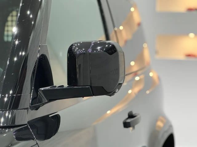 Land Rover Defender AWD D250 SE