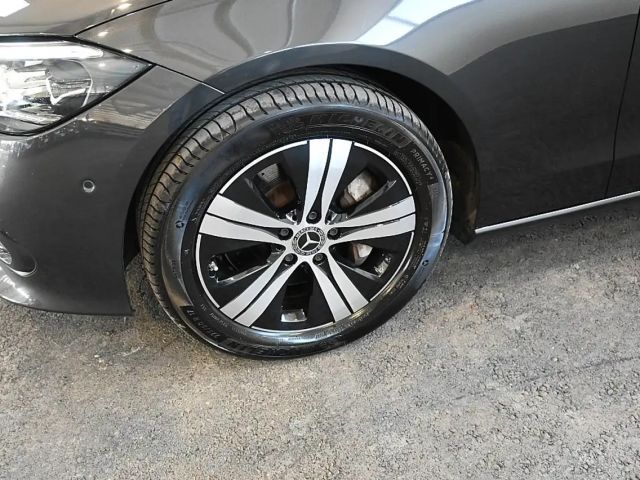 Mercedes-Benz C 300 C 300 e Estate