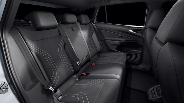 Volkswagen ID.4 Automatik AHK NAVI KEYLESS LED