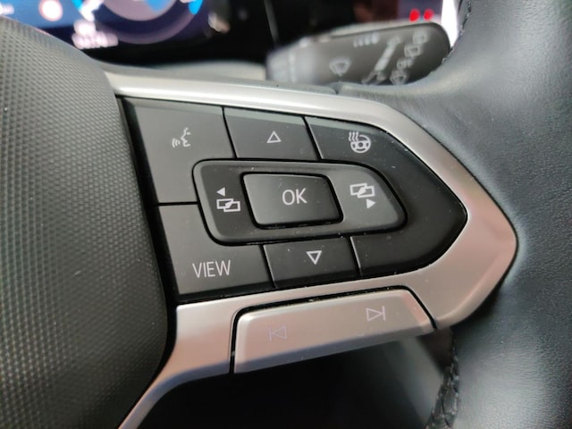 Volkswagen Golf 1.5 TSI Move Variant