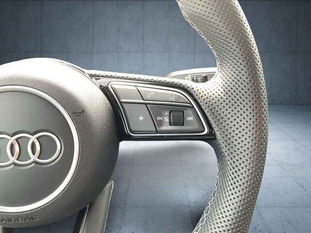 Audi A3 30 TFSI S-Line Sportback