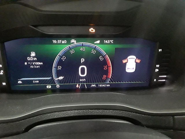 Skoda Karoq 1.5 TSI Tour