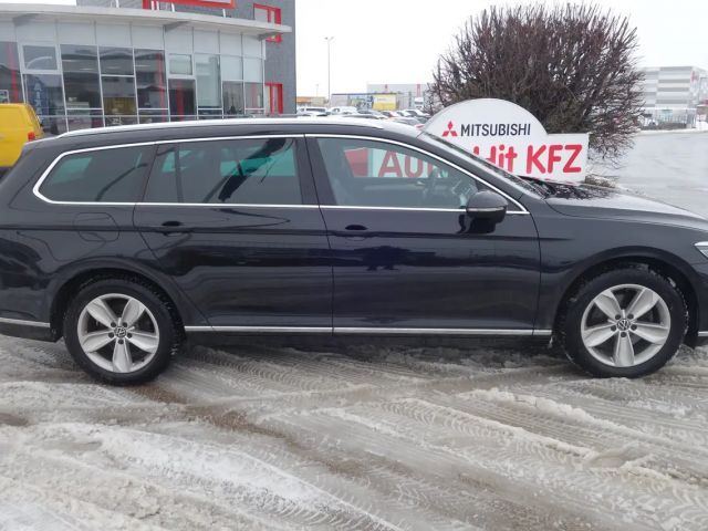 Volkswagen Passat DSG Elegance Elegance Variant