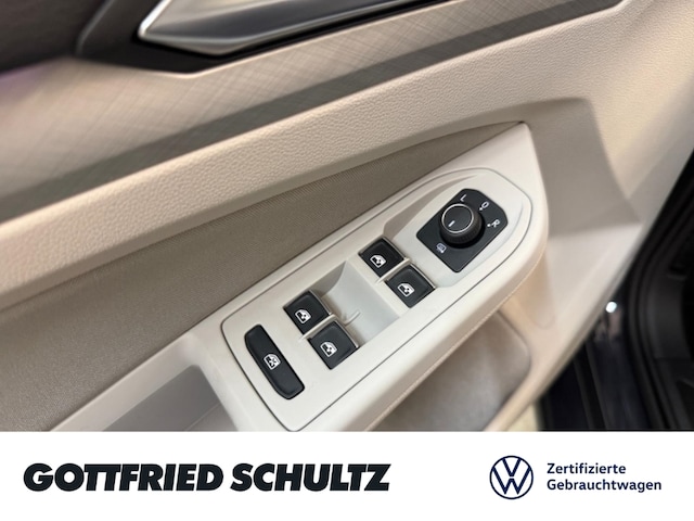 Volkswagen Golf 1.5 TSI Life Variant