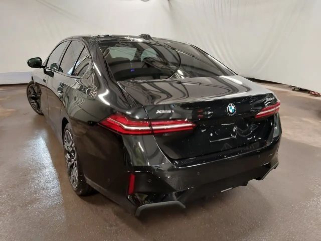 BMW 520 520d M-Sport Sedan xDrive