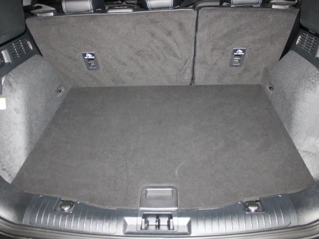 Ford Kuga Plug in Hybrid Titanium X