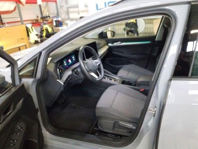 Volkswagen Golf 1.5 eTSI DSG Golf VIII Variant