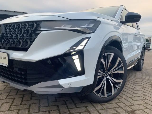 Renault Espace Hybrid Iconic