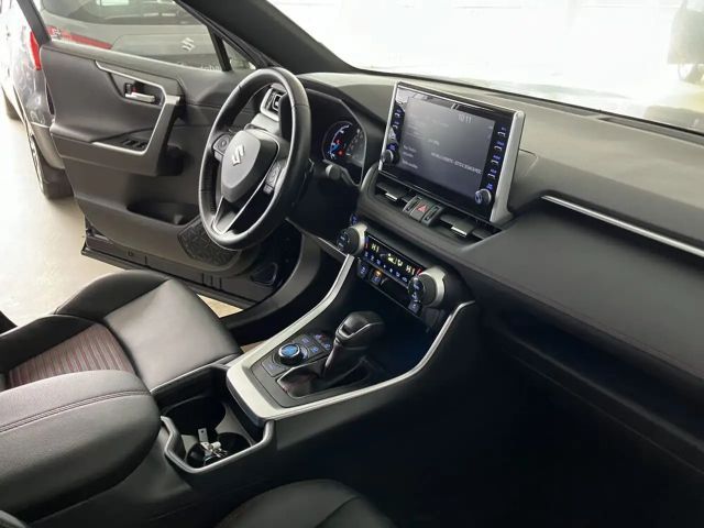 Suzuki Across E-Four Flash