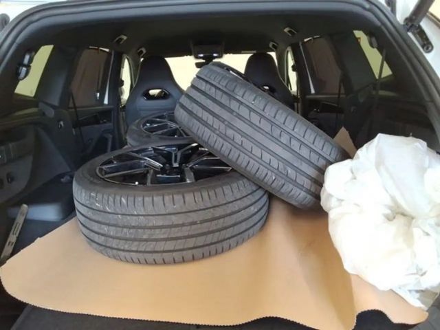 Volkswagen Tayron 2.0 TDI DSG R-Line