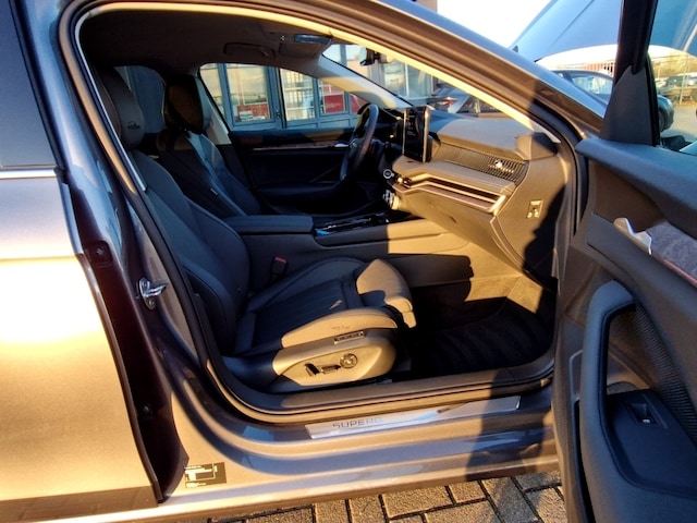 Skoda Superb 1.5 TSI