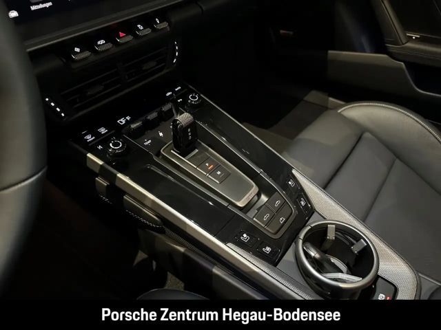 Porsche 992 Cabrio Carrera