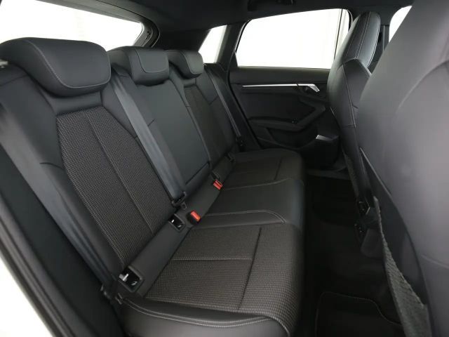 Audi S3 S-Tronic Sedan Sportback