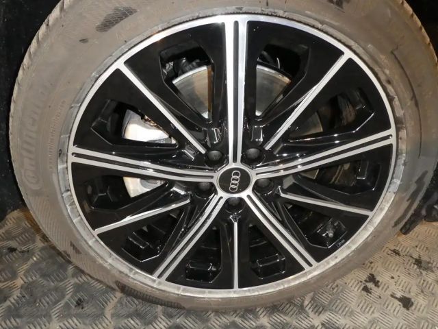 Audi Q4 e-tron 50 Quattro