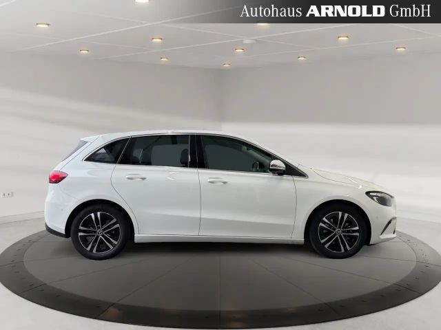 Mercedes-Benz B 200 Progressive Sedan