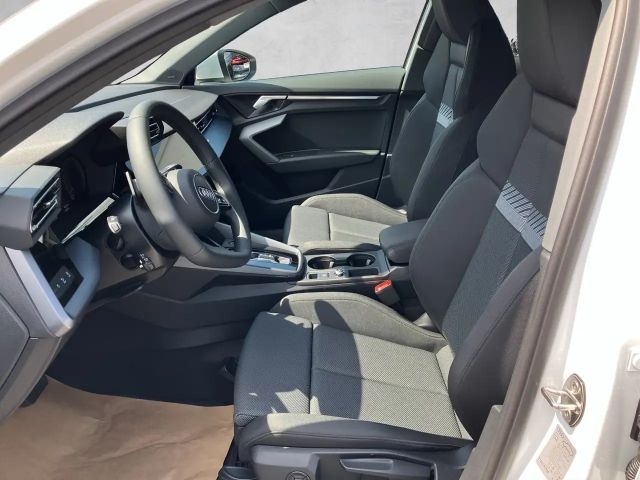 Audi A3 30 TFSI Sedan