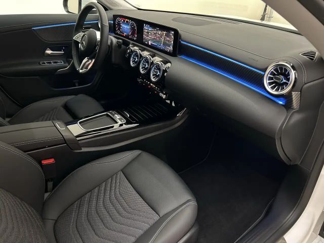 Mercedes-Benz CLA 180 Shooting Brake