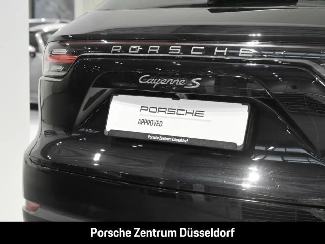 Porsche Cayenne Platinum Edition S