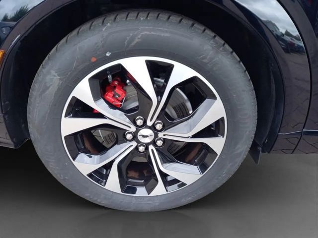 Ford Mustang Mach-E 98 kWh AWD