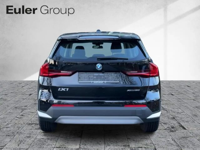 BMW iX1 xDrive