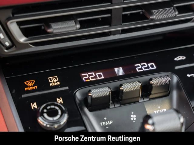 Porsche 992 4 Carrera Coupé