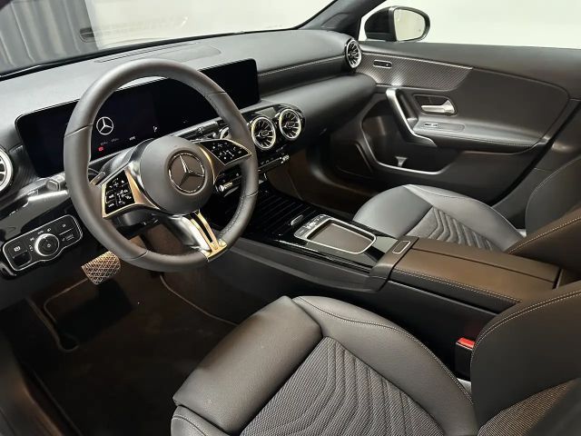 Mercedes-Benz A 200 Progressive