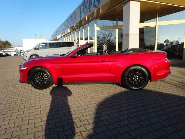 Ford Mustang Convertible GT 5.0 V8
