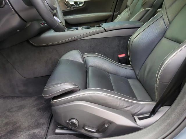 Volvo V90 R-Design Recharge T8