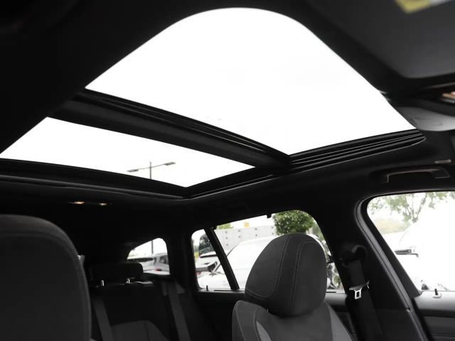 BMW 330 330i M-Sport Touring xDrive