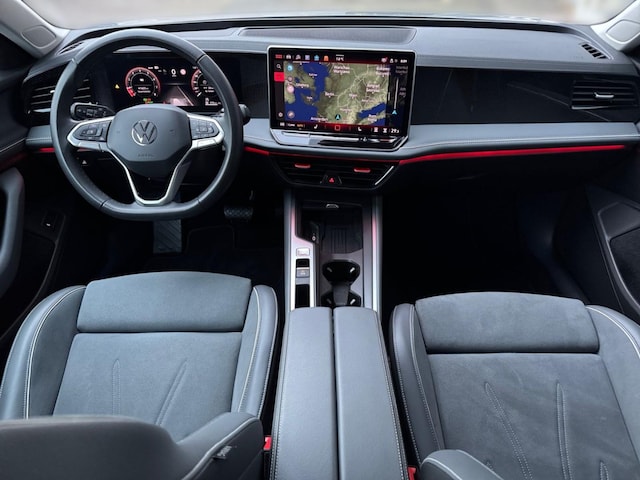 Volkswagen Passat 1.5 eTSI Business Variant