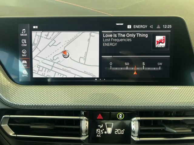 BMW 118 118i Sedan Sport Line