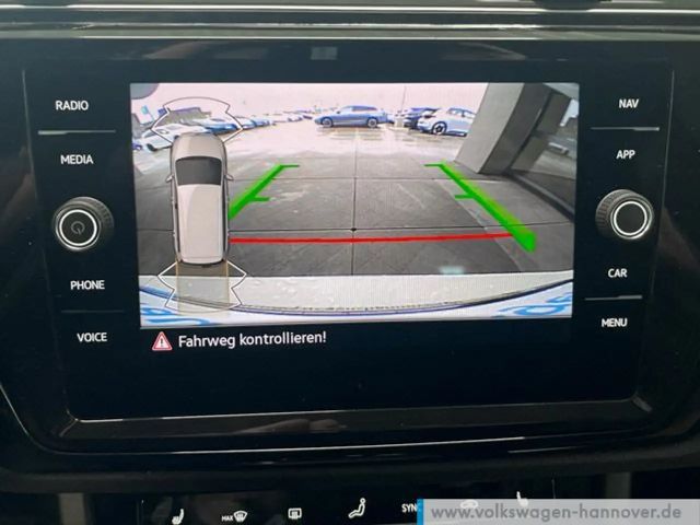 Volkswagen Touran 1.5 TSI DSG R-Line