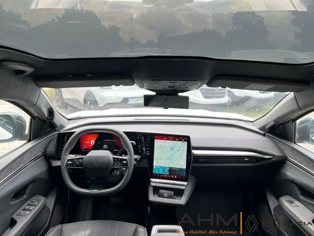Renault Scenic E-Tech Iconic