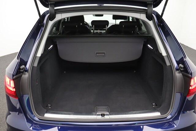 Audi A4 35 TFSI Avant S-Tronic