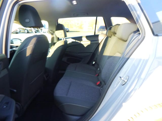 Volkswagen Golf Move Variant