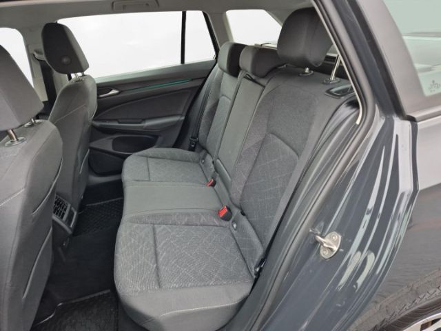 Volkswagen Golf 1.0 TSI Golf VIII Life Variant