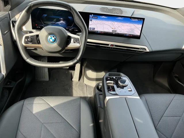 BMW iX xDrive40