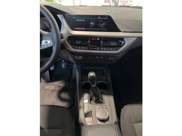 BMW 116 116d Advantage pakket Sedan