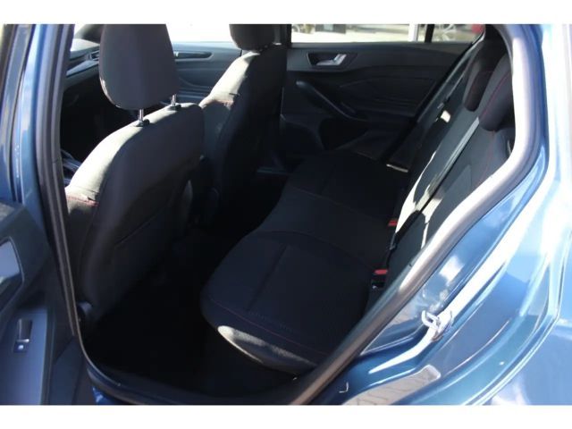 Ford Focus ST Line Wagon