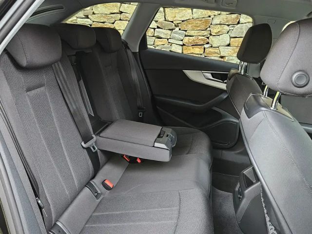 Audi A4 35 TDI S-Tronic