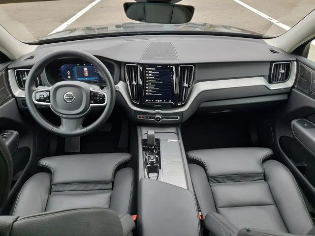 Volvo XC60 AWD Dark Plus T6