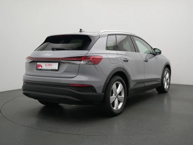 Audi Q4 e-tron ACC NAVI KAM PDC LED